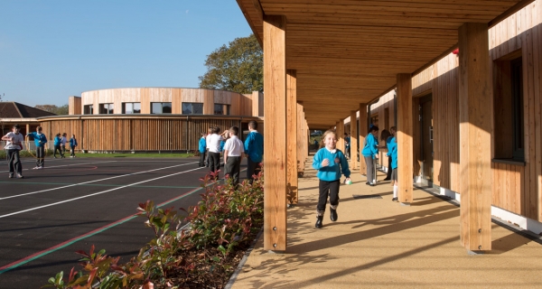 Welsh school fuses passive &amp; eco material innovation