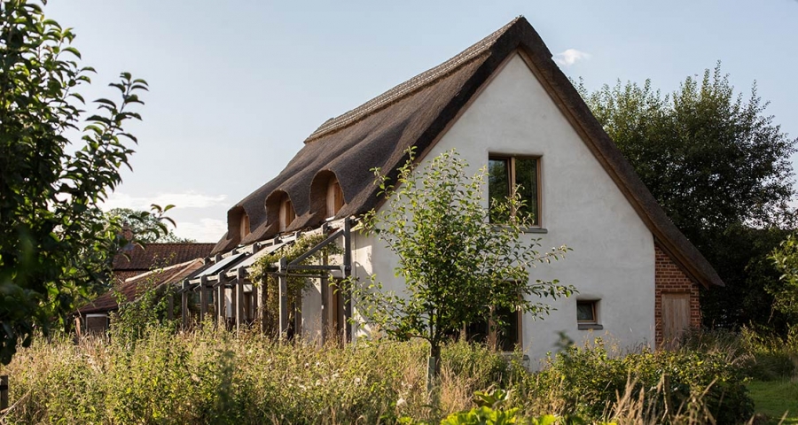 Norfolk Straw-bale Cottage Aims For Passive - Passivehouseplus.co.uk