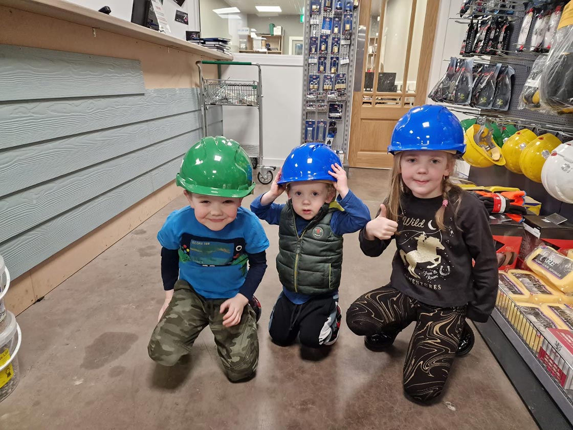 McCarron’s children Daithí, Dylan and Doireann during the build