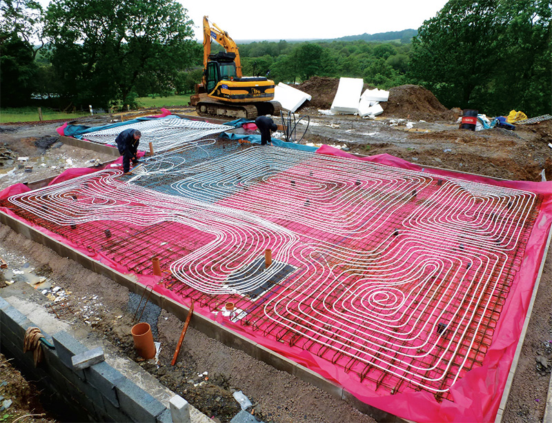 900 meters of underfloor heating pipework was laid