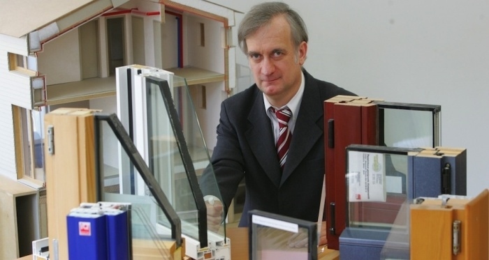 Prof Wolfgang Feist